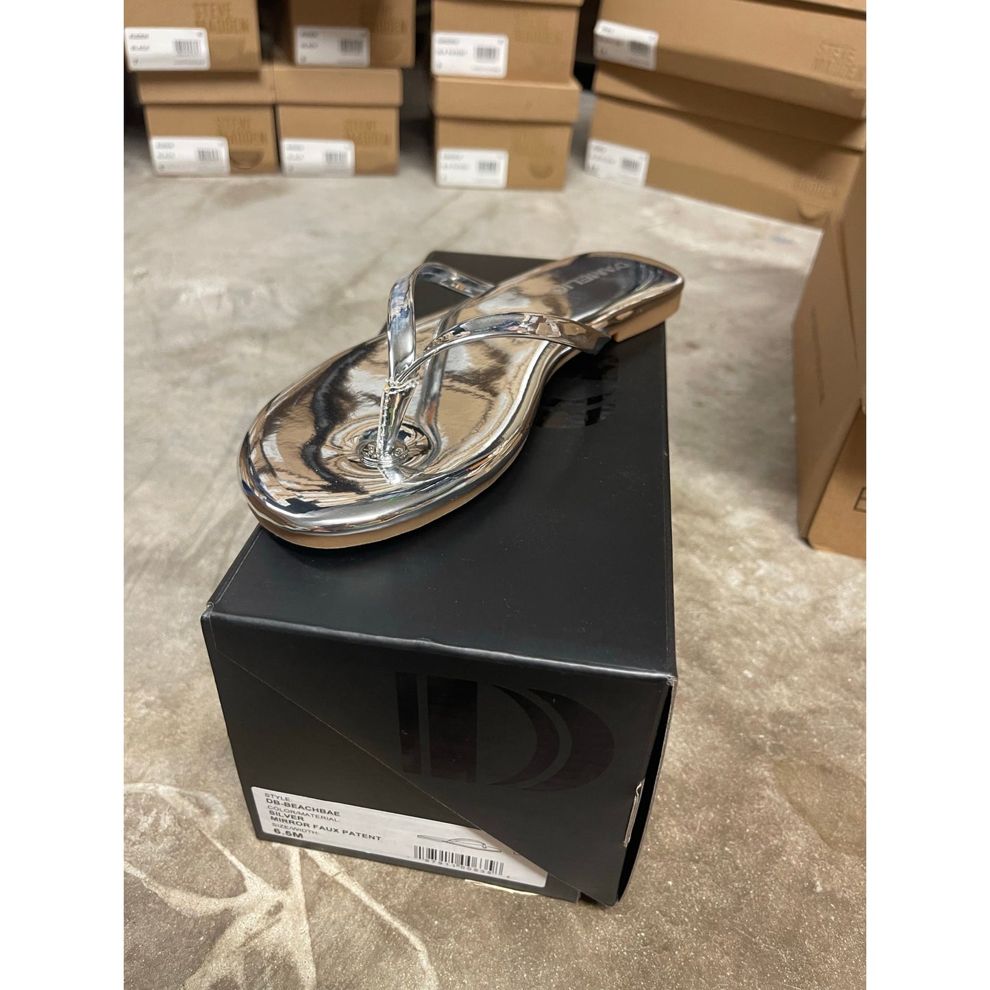 D'Amelio Footwear BeachBae Silver Mirror Patent Flat Thong Sandals
