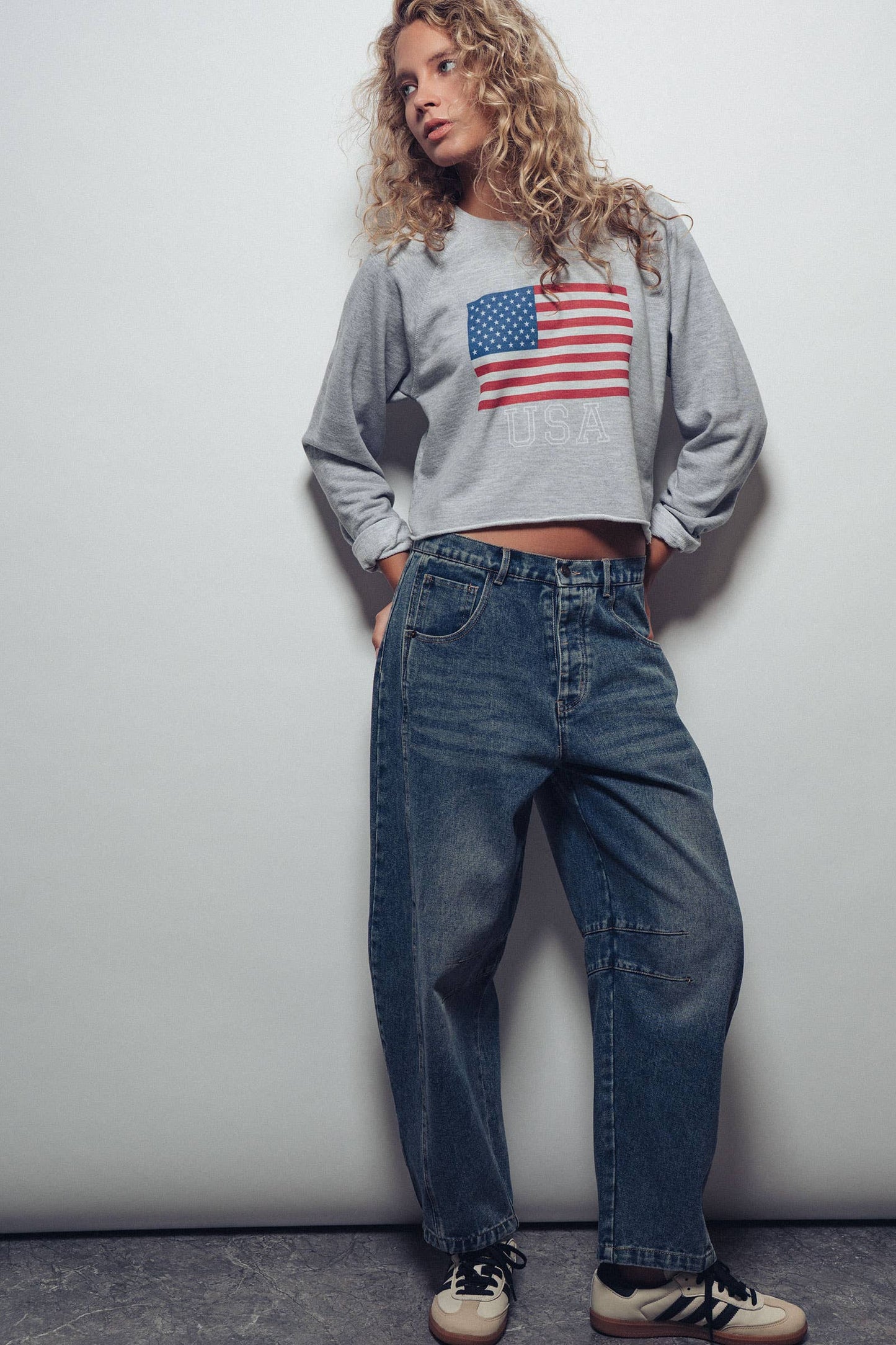 Urban Daizy Light Dirty Wash Barrel Leg Jeans