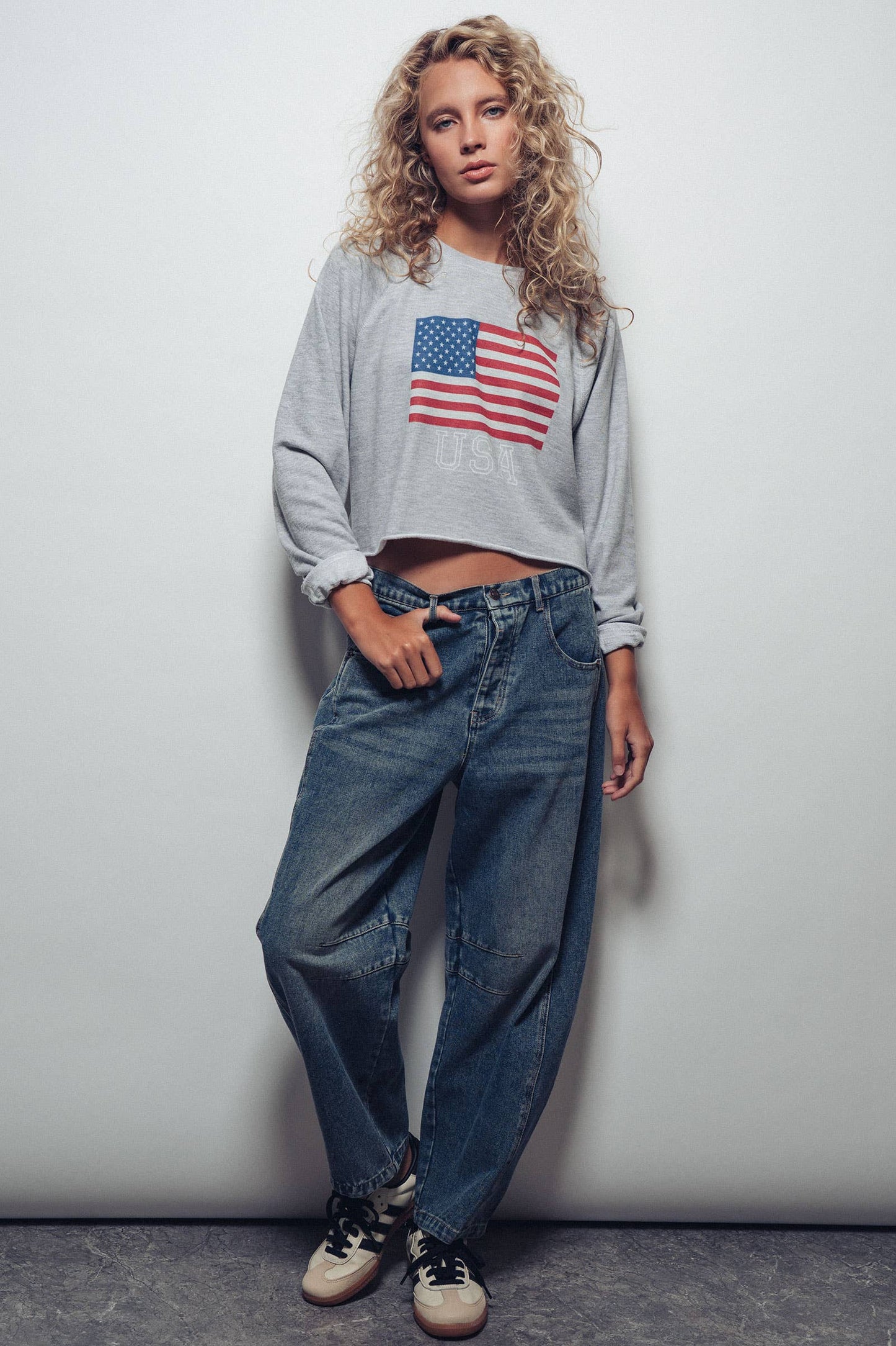 Urban Daizy Light Dirty Wash Barrel Leg Jeans