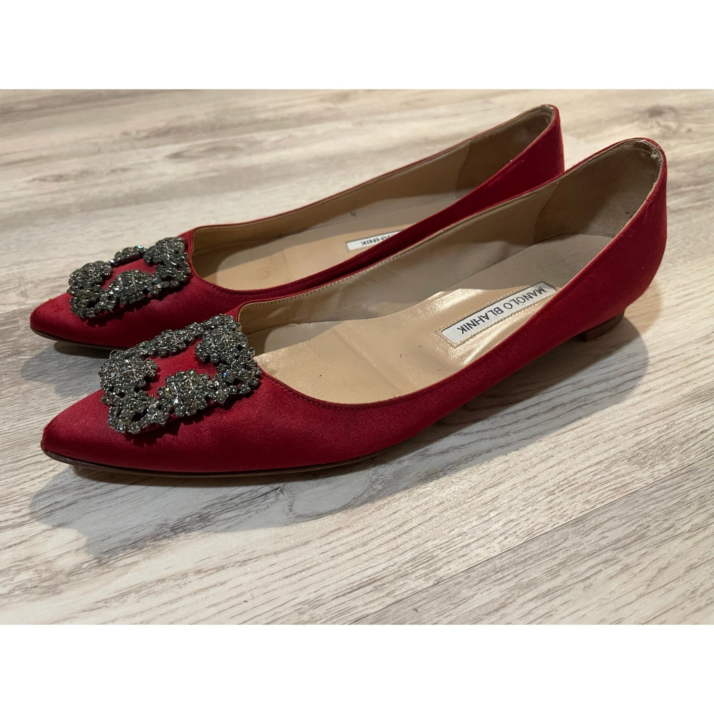 Manolo Blahnik Hangisiflat Satin Crystal Embellishment Flats