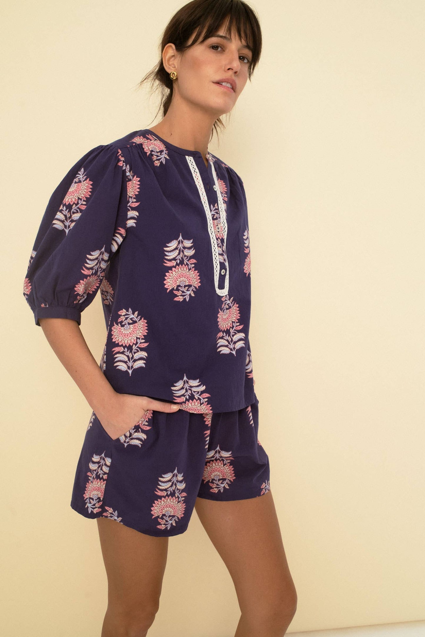 Sonmer Blue Short