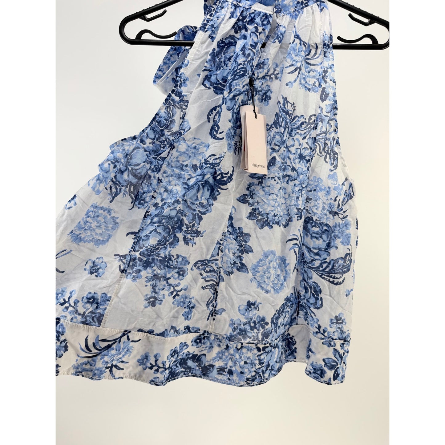 Cinq á Sept Coastal Bouquet Rashan Top
