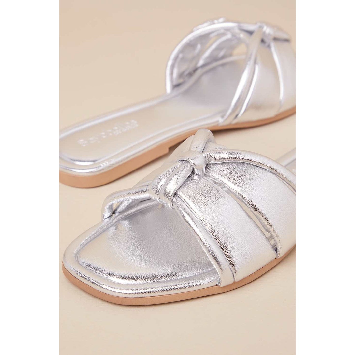 Seychelles Shades of Cool Silver Metallic Knotted Flat Slide Sandals