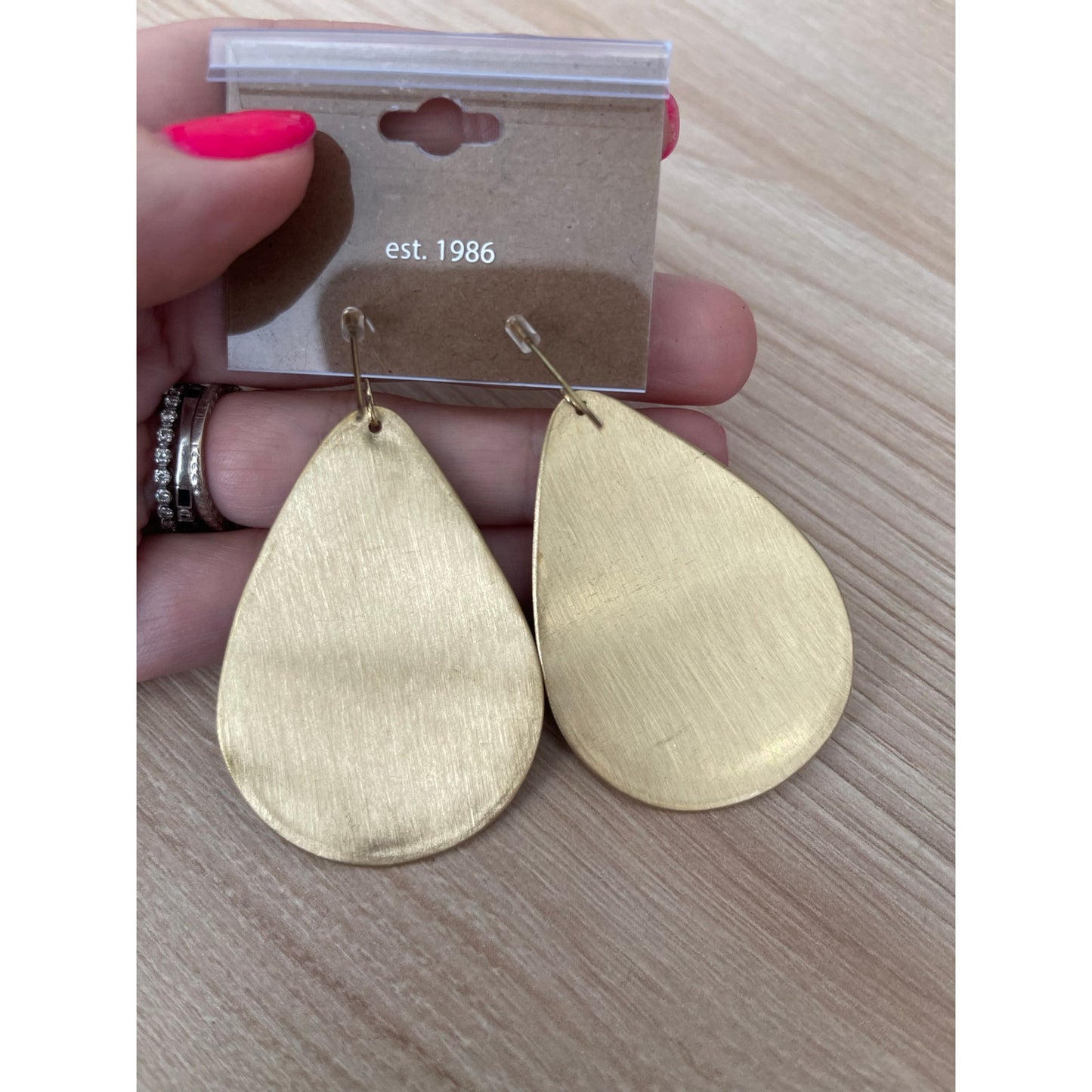 Pink Mesh Flower Embroidered Teardrop Elegance Earrings