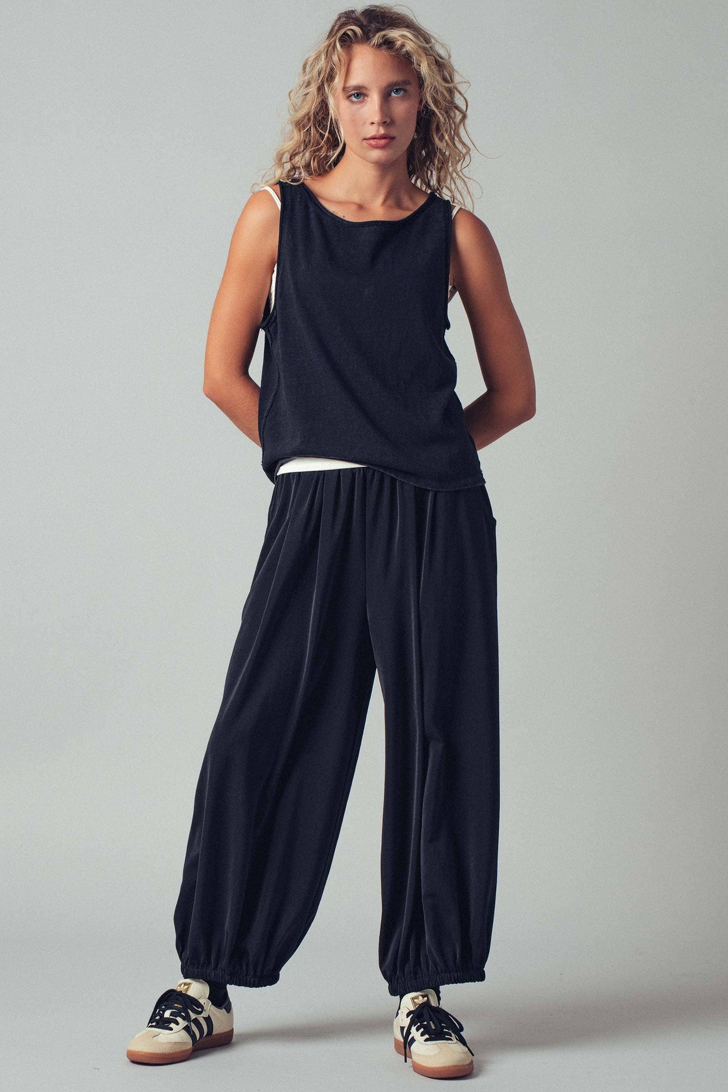 Urban Daizy Boho Relaxed Fit Elastic Cuff Pants