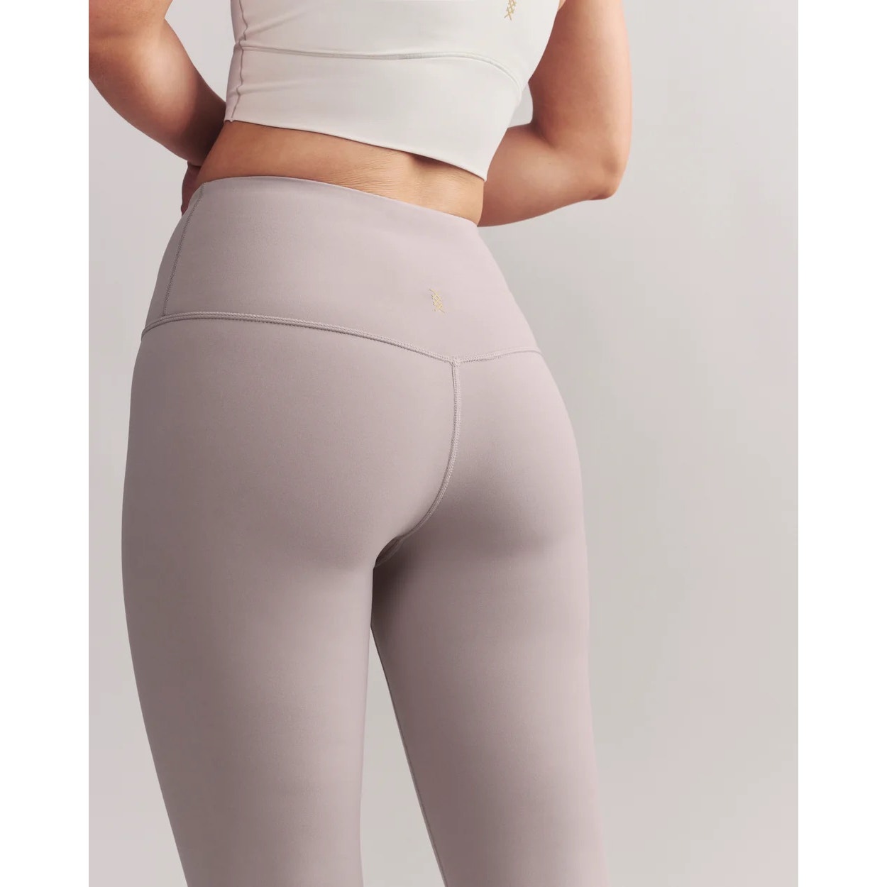 Rhone Taupe Mist Revive 7/8 Legging
