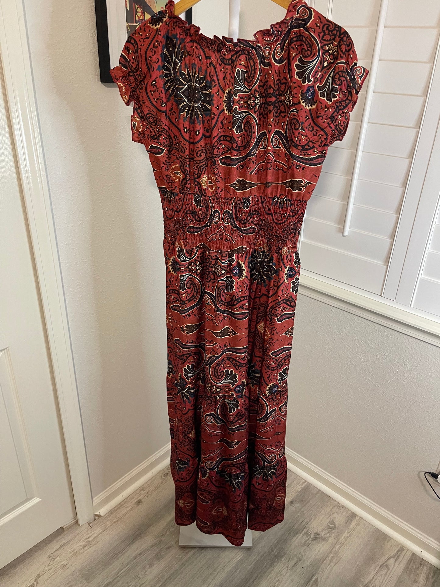 Burgundy Paisley Ruched Trim V-Neck Maxi Dress