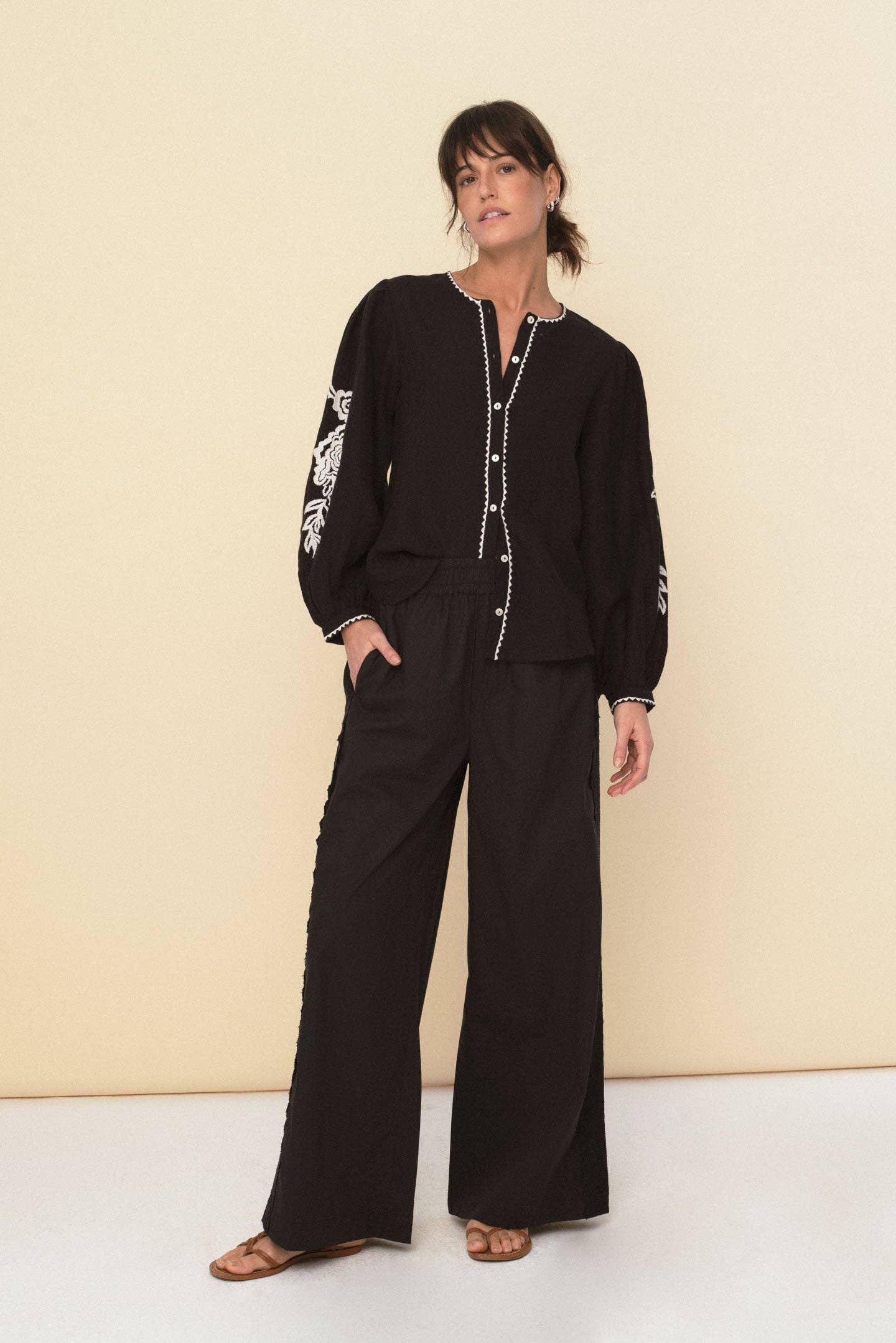 Leonor Blouse in Black