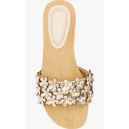 Coconuts by Matisse Chelsea Slide Sandal in Gold