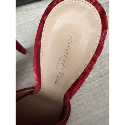 Gianvito Rossi Shanghai Embroidered Velvet Mules