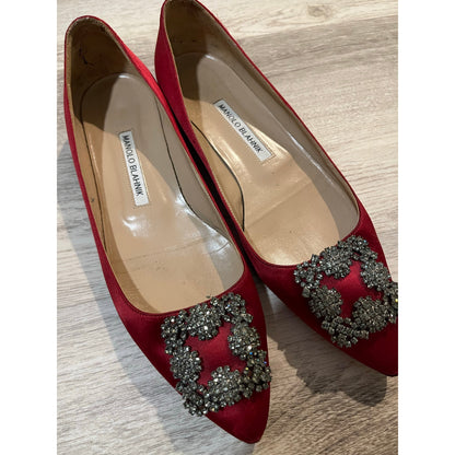 Manolo Blahnik Hangisiflat Satin Crystal Embellishment Flats