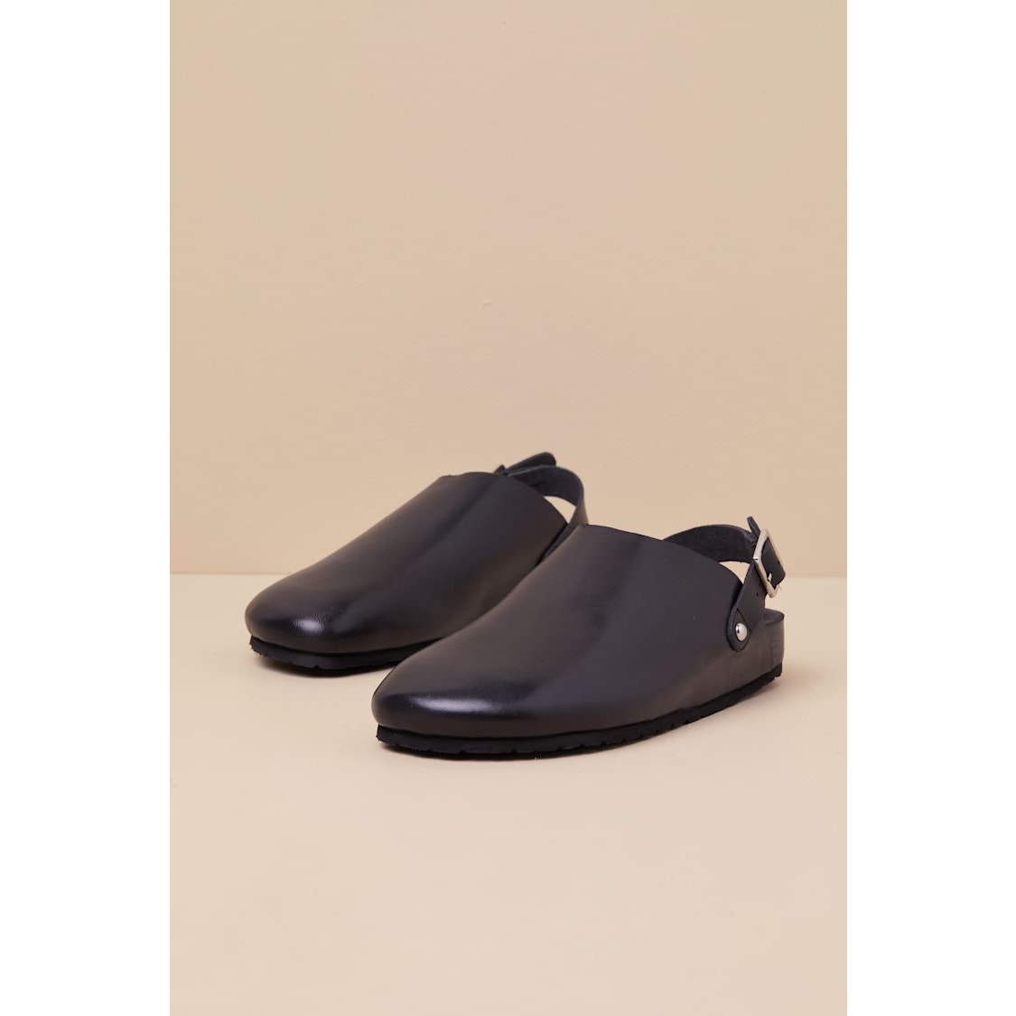 Seychelles Buckle Up Black Leather Slingback Slip-On Clogs