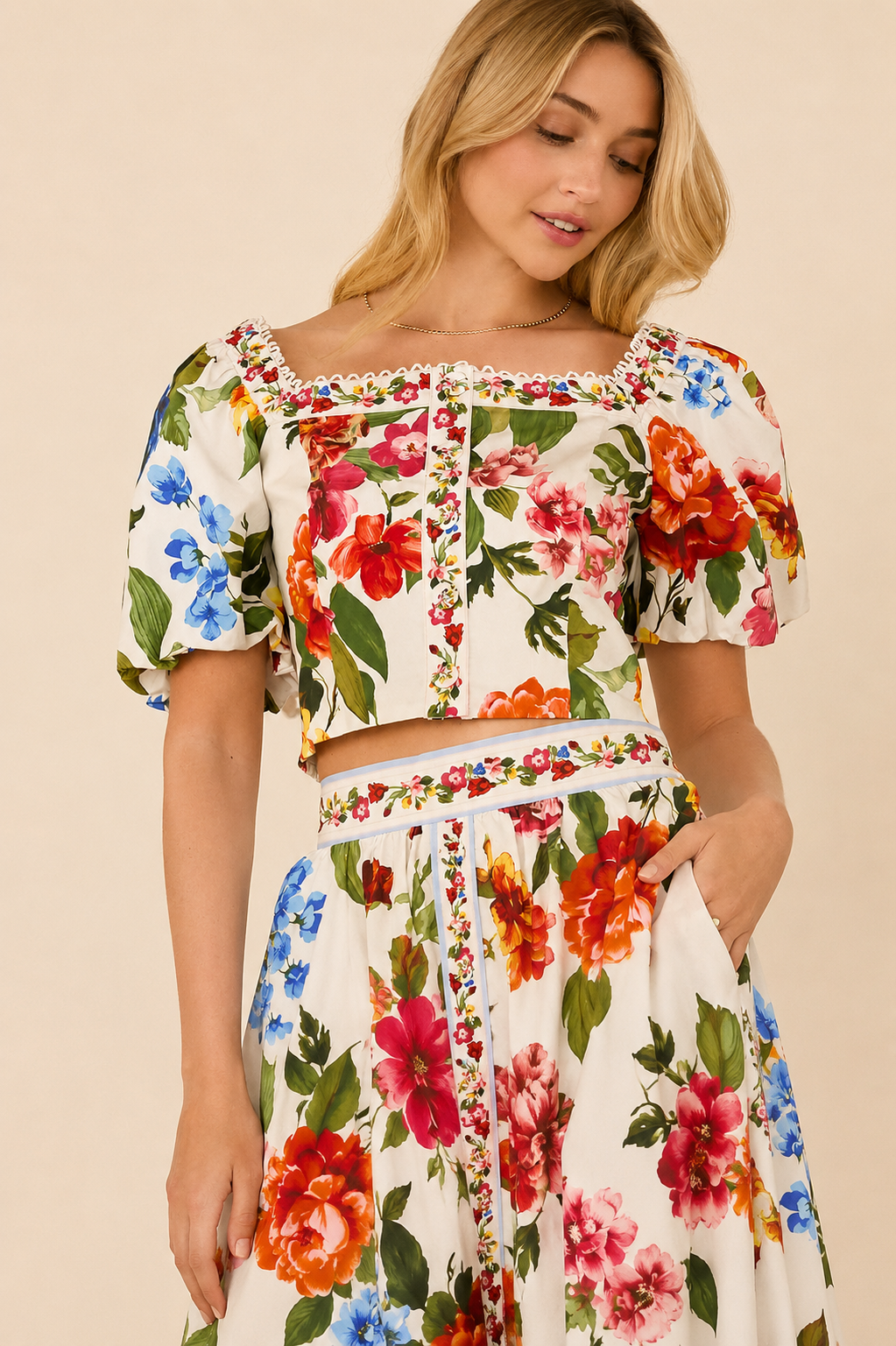 SKIES ARE BLUE Floral Border Puff Sleeve Smocked Crop Top