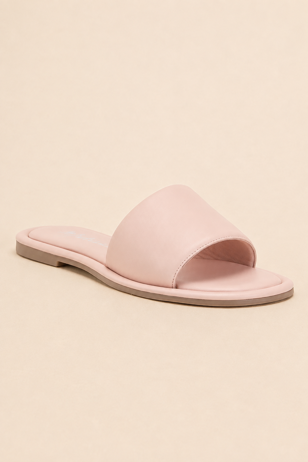 Coconut by Matisse Moonlight Slide Sandal in Nude
