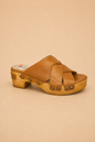 ERIC MICHAEL CHILI WOMEN'S SANDAL in Cognac