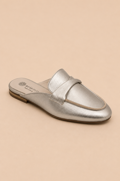 ERIC MICHAEL QUINN WOMEN'S SANDAL in Gold