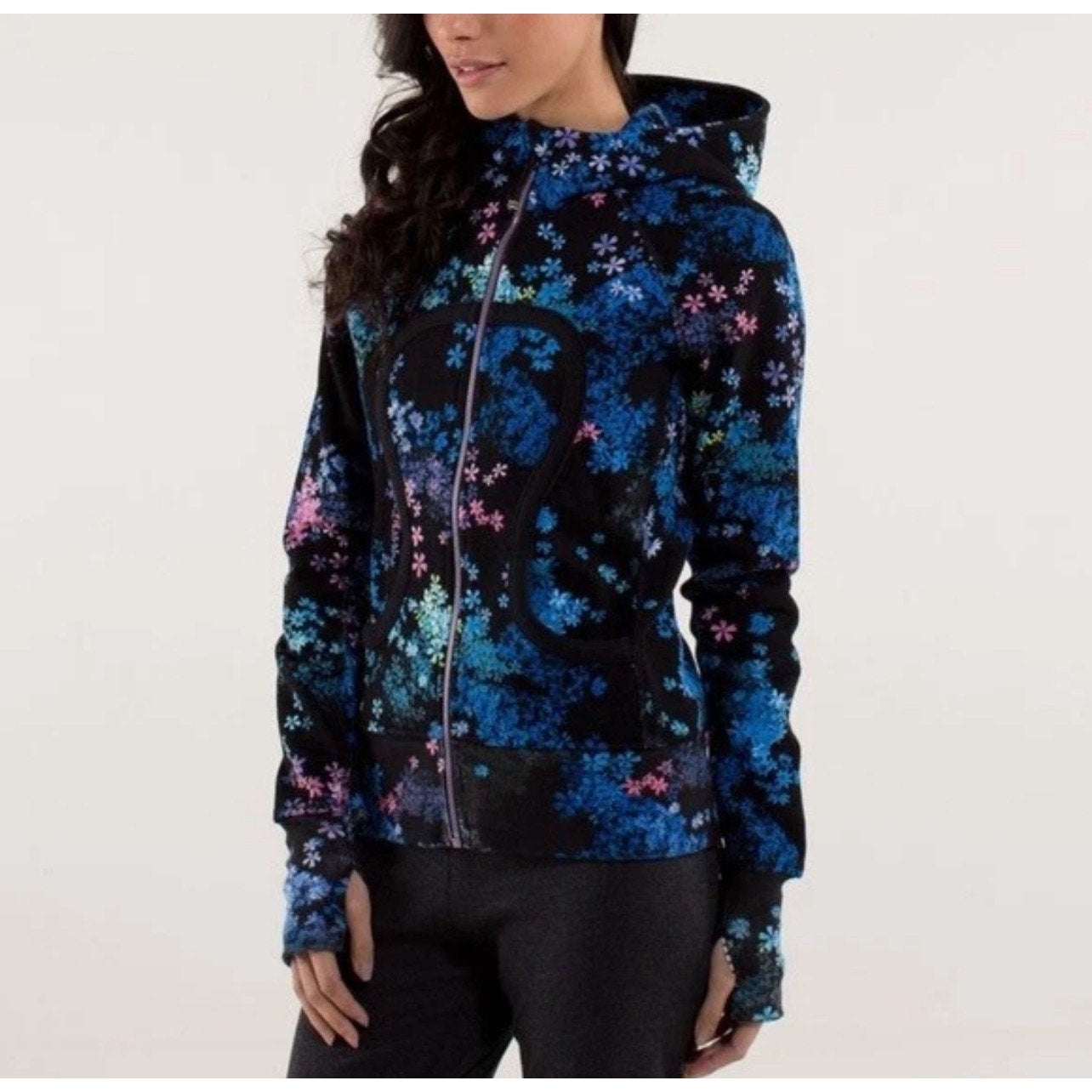 Lululemon Women's Black Floral Scuba Long Sleeve Full Zip Hoodie Size 6