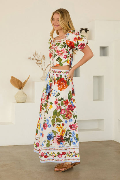 SKIES ARE BLUE Floral Border Puff Sleeve Smocked Crop Top