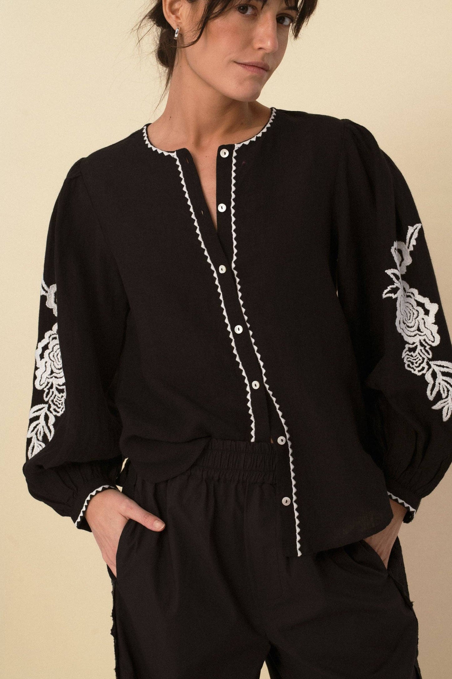 Leonor Blouse in Black