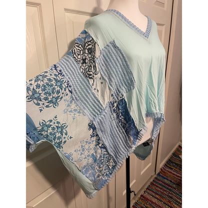 POL Blue and Floral V Neck Top