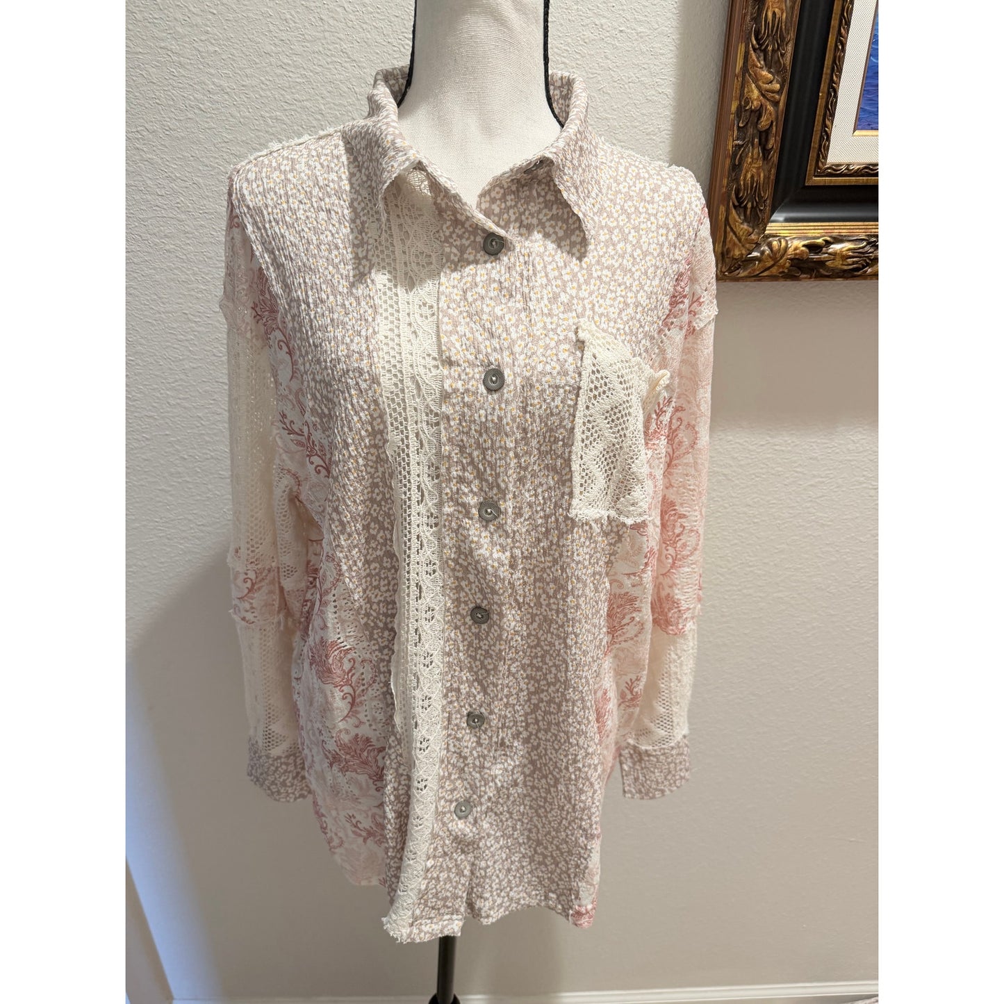 POL Clothing Floral Crochet Oversized Blouse