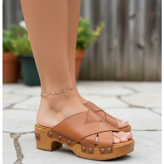 ERIC MICHAEL CHILI WOMEN'S SANDAL in Cognac